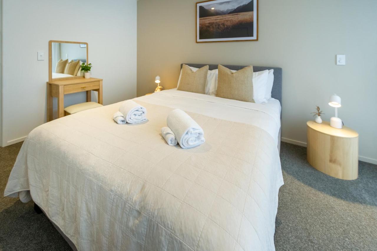 In The Heart Of It All: 2 Bed Cbd Townhouse クライストチャーチ エクステリア 写真