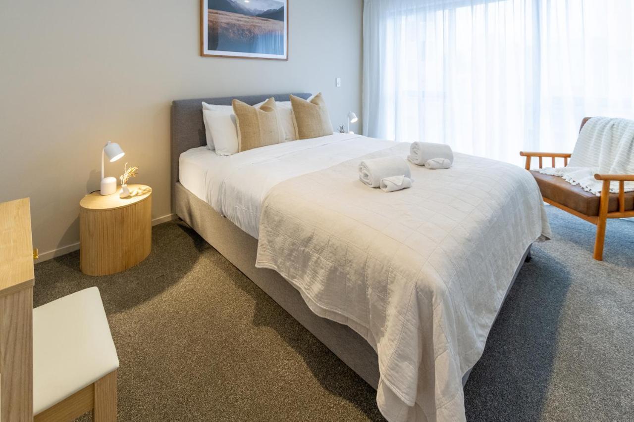 In The Heart Of It All: 2 Bed Cbd Townhouse クライストチャーチ エクステリア 写真