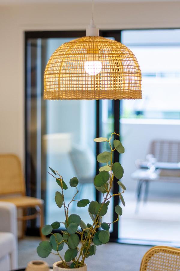 In The Heart Of It All: 2 Bed Cbd Townhouse クライストチャーチ エクステリア 写真