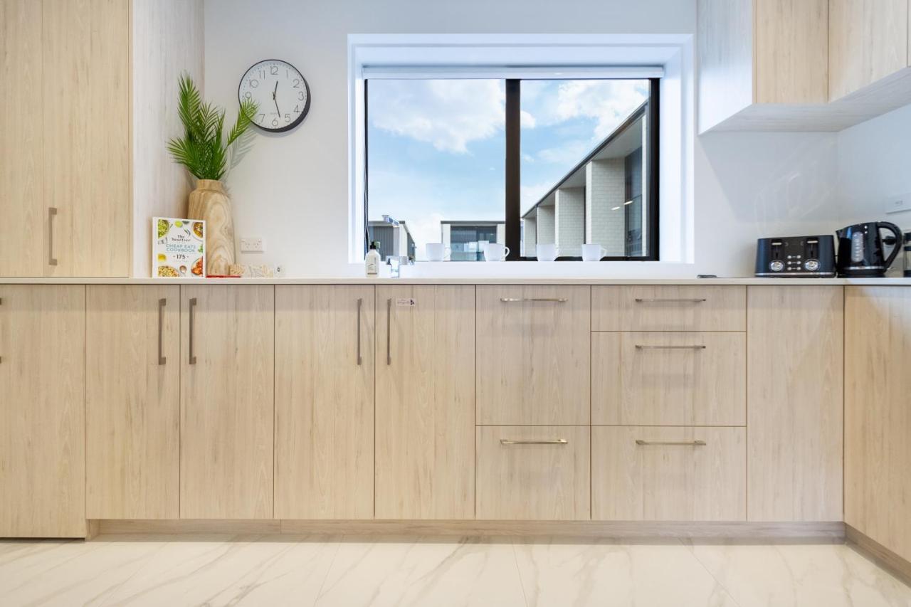 In The Heart Of It All: 2 Bed Cbd Townhouse クライストチャーチ エクステリア 写真